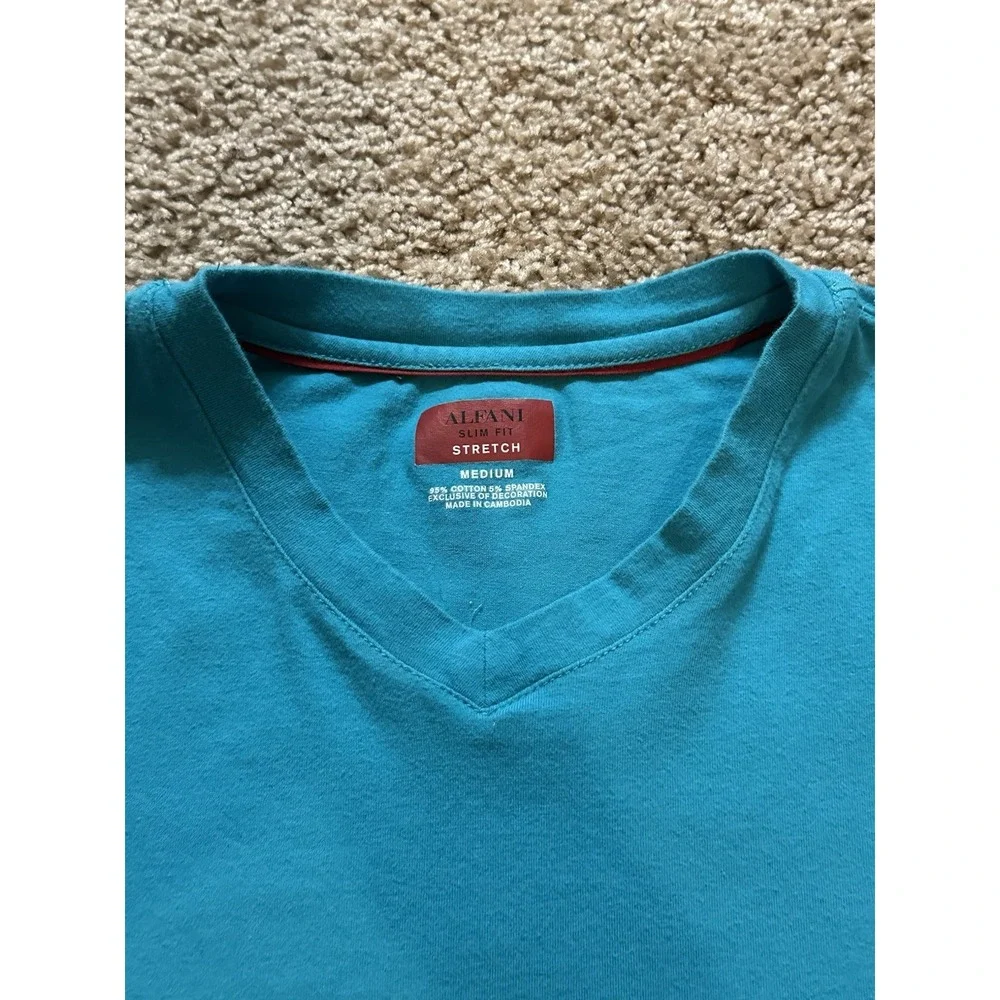 Men's Alfani Stretch‎ Short Sleeve V Neck Shirt - Medium